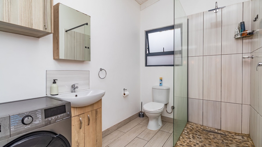 3 Bedroom Property for Sale in Bowtie Western Cape